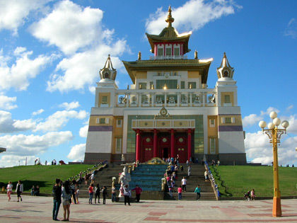 Servizio stampa del Centro tempio Golden Dimora del Buddha Shakyamuni
